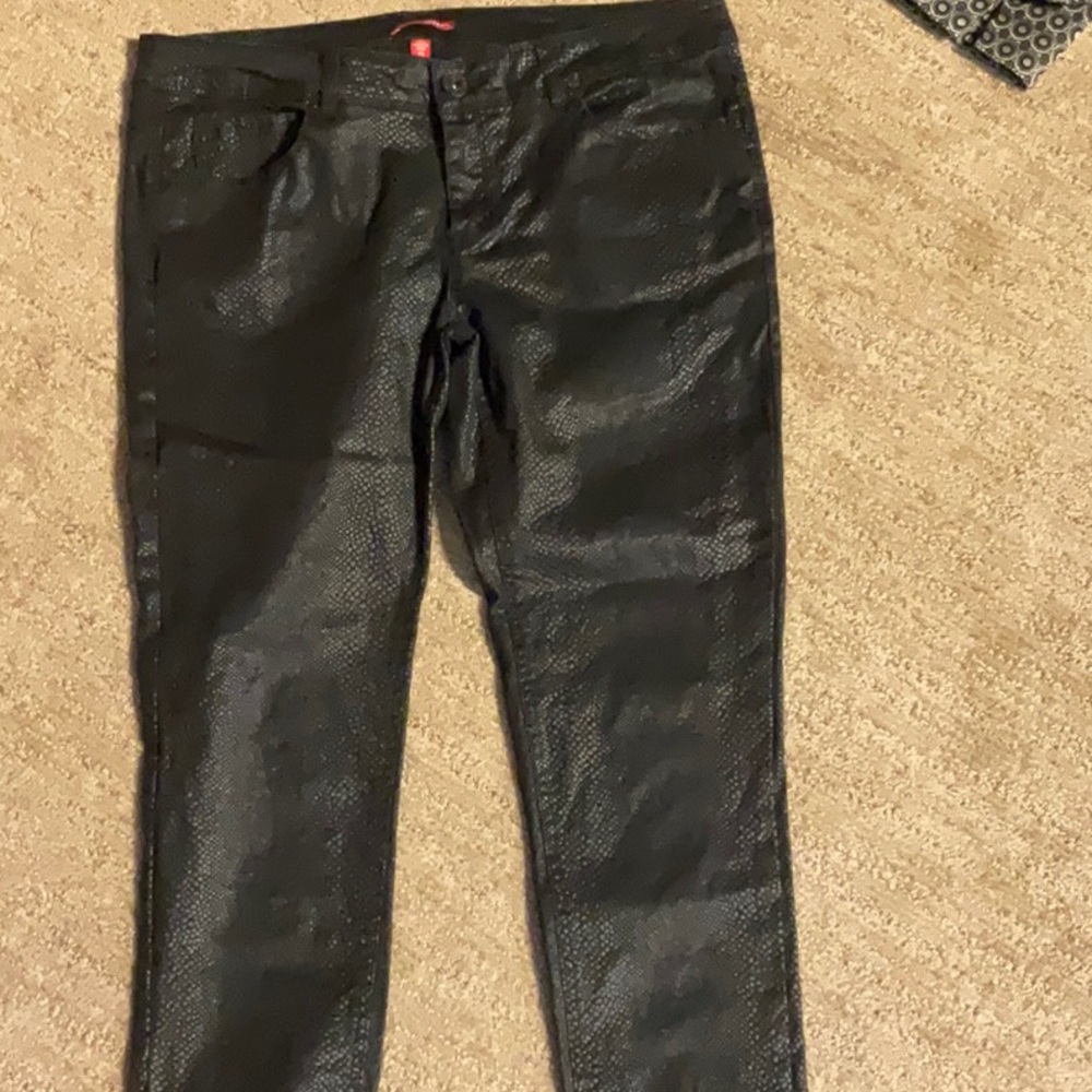 Black Women's Jeans